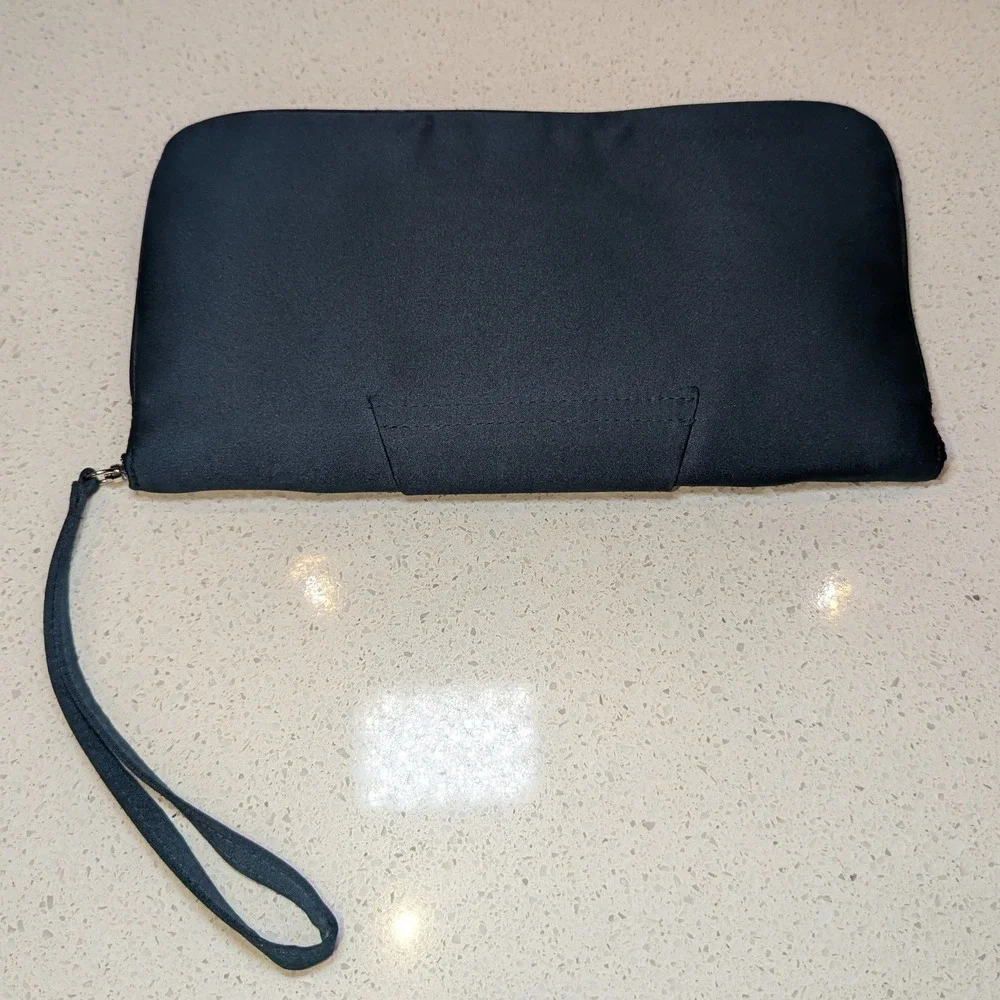 La Regale Envelope Clutch Navy Satin Convertible Crossbody Wristlet Small Chic